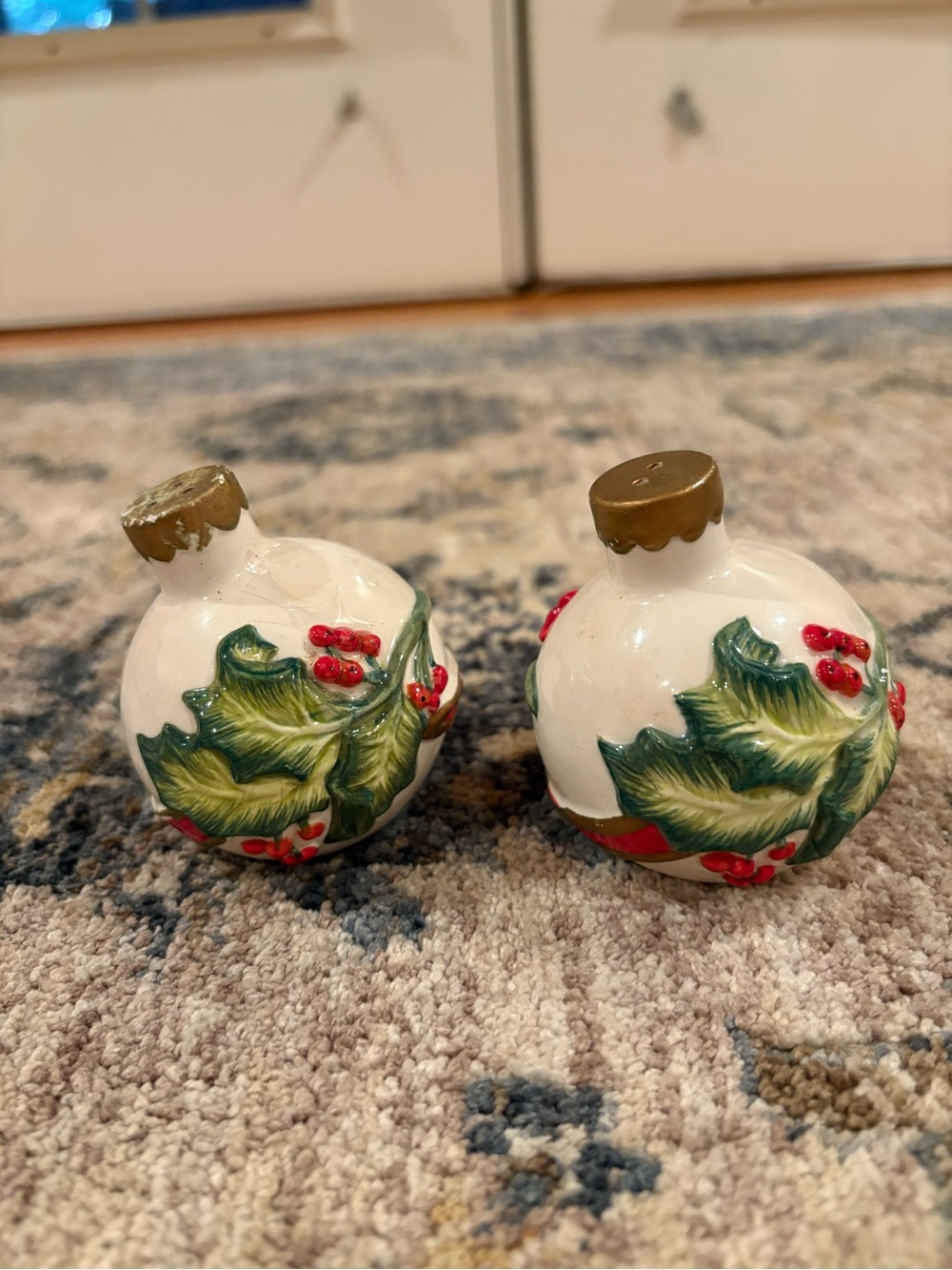 Vintage Fitz & Floyd Noel Classique Salt Pepper Shaker Christmas Ornaments 2004